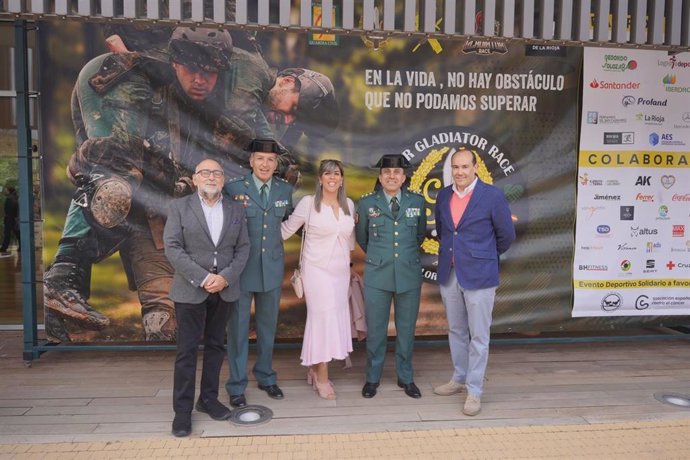 La I UAR GLADIATOR RACE logra recaudar más de 34.000 euros para la AECC y la FESBAL