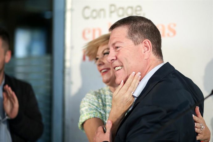 El candidato del PSOE, Emiiliano García-Page, durante un acto en Yuncos.