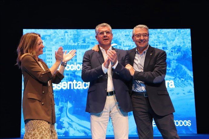 Acto de presentación de la candidatura PP de Nerja al 28M