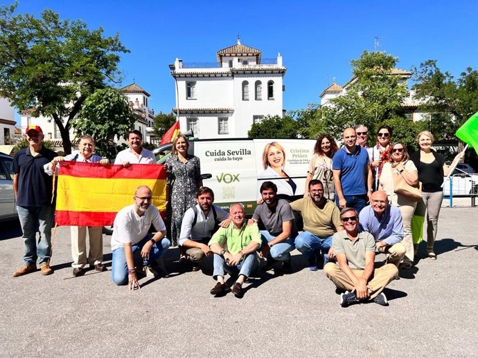 Caravana electoral de Vox en Sevilla
