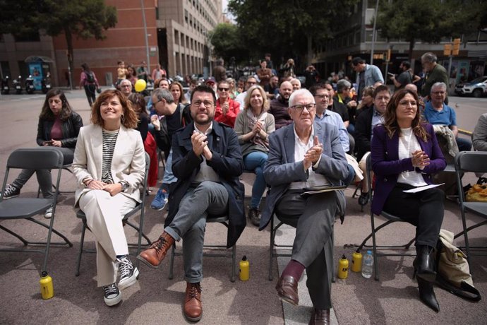 Elisenda Alemany, Pere Aragons, Ernest Maragall y Laura Vilagr en un acto de campaña electoral en Barcelona.