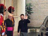 Foto: Ucrania.- Zelenski llega al Vaticano para reunirse con el Papa