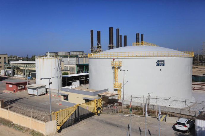 Archivo - December 27, 2021, Nuseirat, Gaza Strip, Palestinian Territory: A general view of Gaza electricity company in Nuseirat in the central Gaza Strip on December 27, 2021. Qatar, the Palestinian Authority and Gaza's electrical company signed a deal