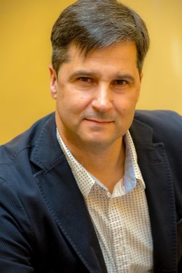 Archivo - El escritor y mosso Rafa Melero