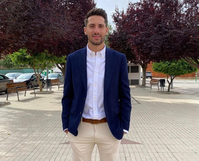 El candidato del PP a la alcaldía de Huétor Tájar (Almería), Esteban Ruiz