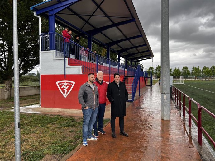 Anuncia su compromiso de impulsar la modificación de la delimitación de usos de los terrenos de la zona sur de Pradoviejo en el nuevo PGM