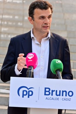 El candidato del PP a la Alcaldía de Cádiz, Bruno García