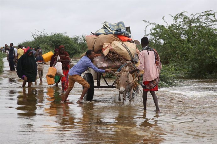 Archivo - Inundaciones por el desbordamiento del río Shabelle en Somalia