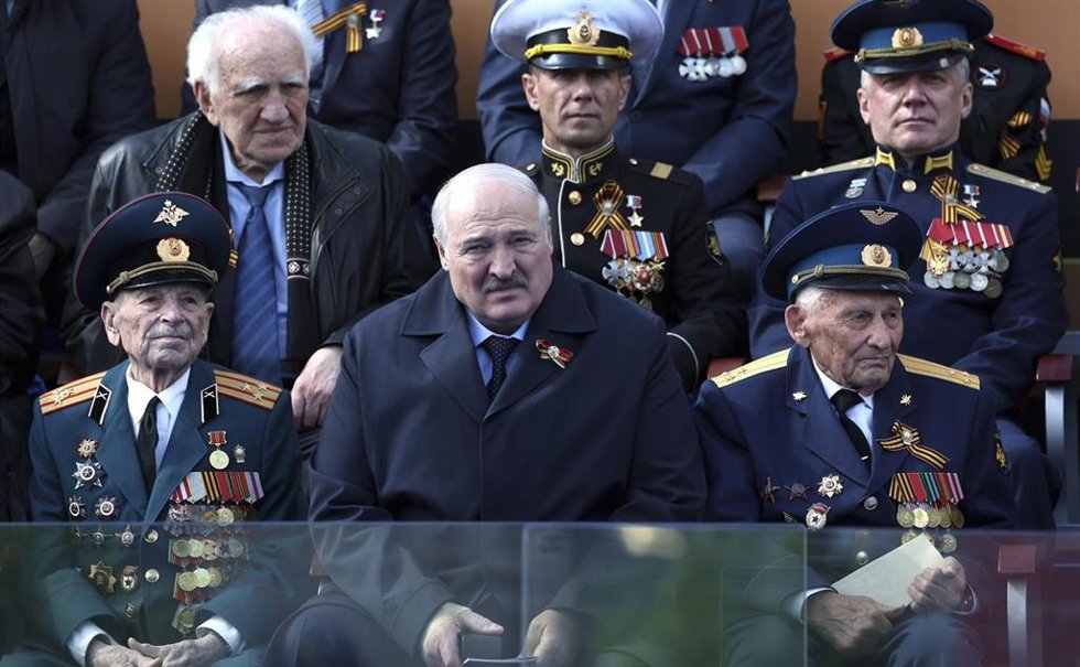 El presidente bielorruso, Alexander Lukashenko, durante el desfile del Día de la Victoria de 2023 en Moscú