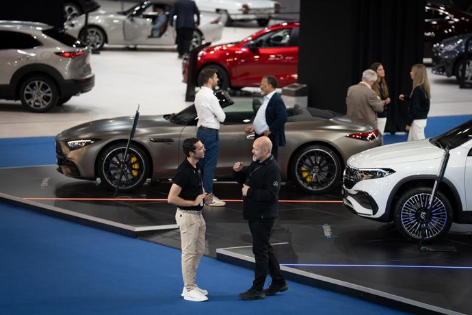 Nuevos modelos de vehículos electrificados en el Automobile