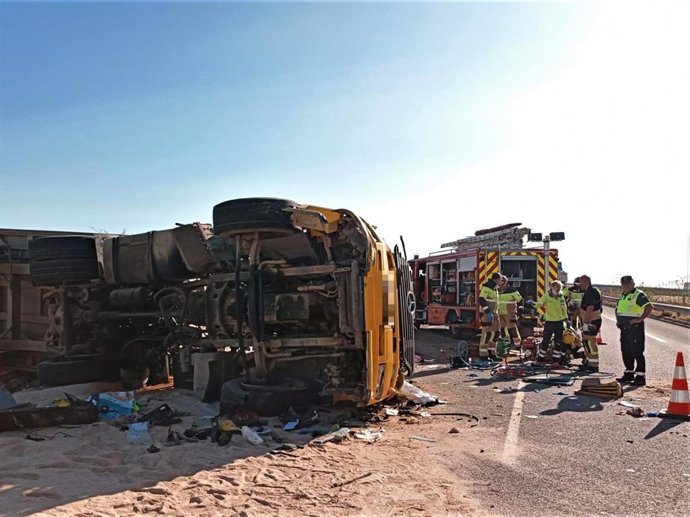Accidente de tráfico de un camión