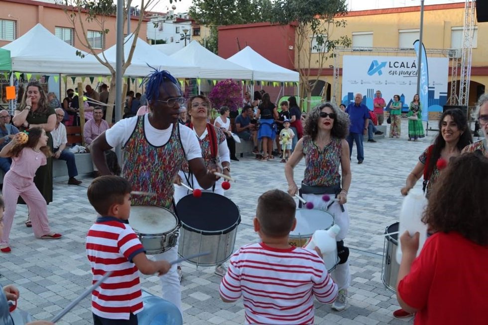 Alcalá (Sevilla) celebra el Día Mundial del Reciclaje con una jornada de concienciación en la plaza del Medina de Haro