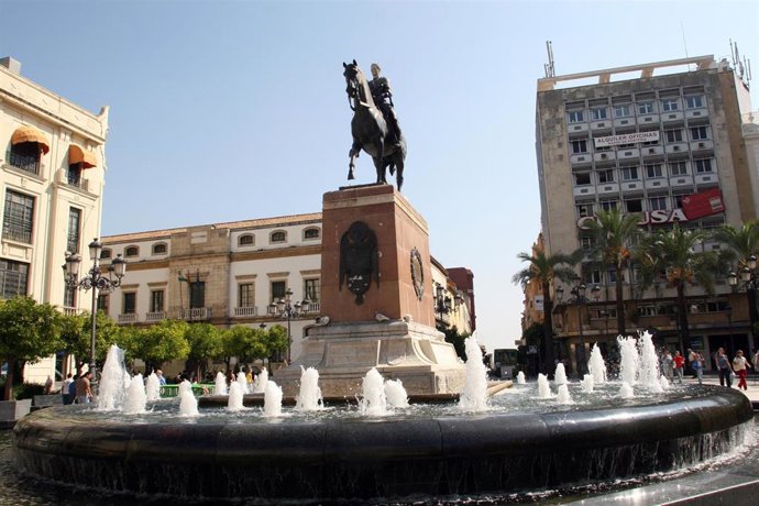 Archivo - Monumento al Gran Capitán en la Plaza de las Tendillas en Córdoba.