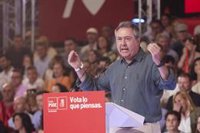 Espadas pide que la Junta "deje de ponerse de perfil" tras el respaldo económico del Gobierno a la desaladora de Málaga