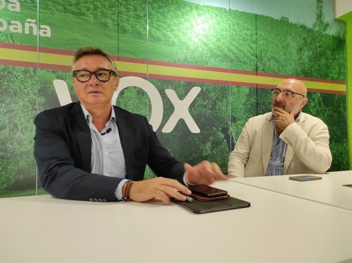 Archivo - Manuel Gavira y Alejandro Hernández, en una imagen de archivo.