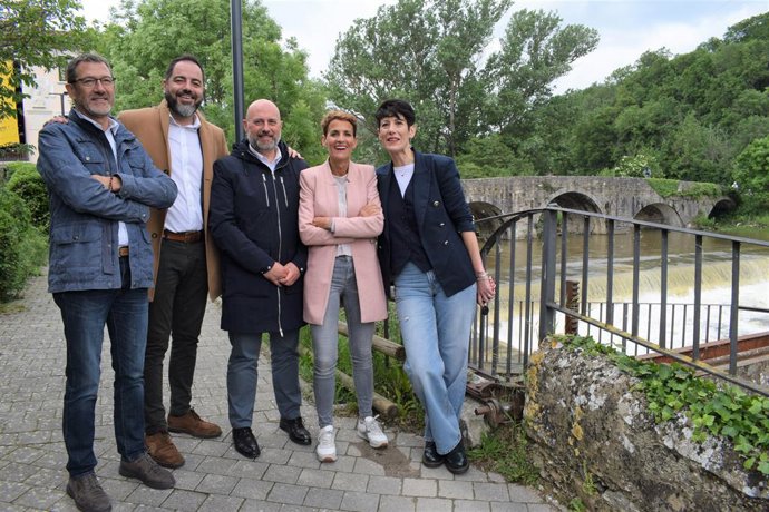 La candidata del PSN a la Presidencia del Gobierno de Navarra, María Chivite, en un acto electoral.