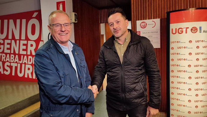 El secretario general de UGT en Asturias, Javier Fernández Lanero, y el candidato del PP a la Presidencia del Principado, Diego Canga.