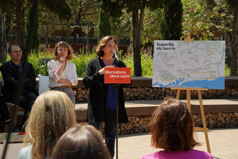 La alcaldesa y candidata de BComú, Ada Colau, en rueda de prensa.