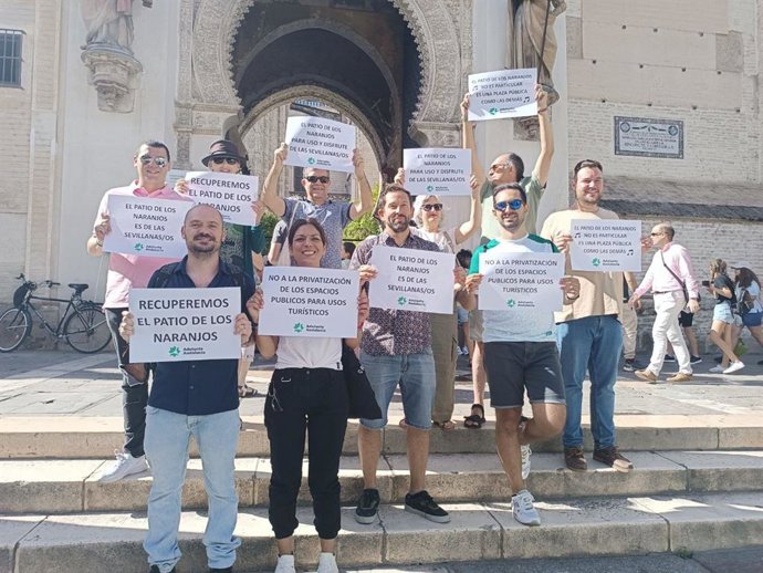 Acto de Adelante en la Puerta del Perdón