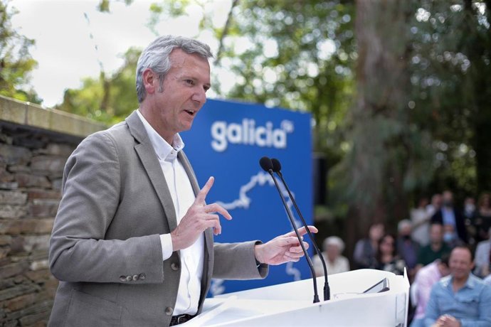 Archivo - Rueda participa en un acto de partido.