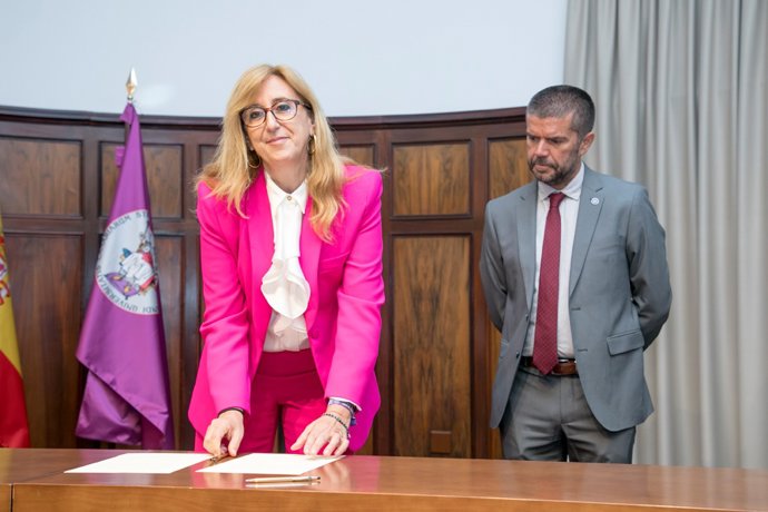 Teresa Covisa, nueva gerente de la Universidad de La Laguna