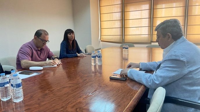 CS se compromete a "agilizar" licencias de obra y apertura de negocios de hostelería en la ciudad