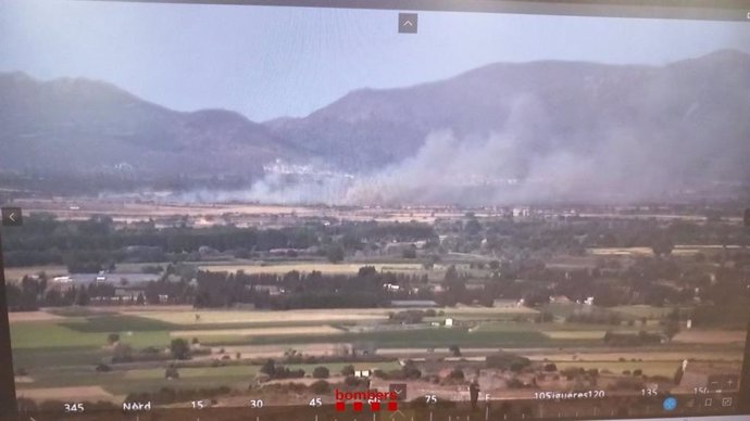 Imatge del foc a Peralada (Girona)