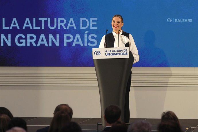 Archivo - La presidenta del PP de Baleares y candidata al Govern, Marga Prohens.