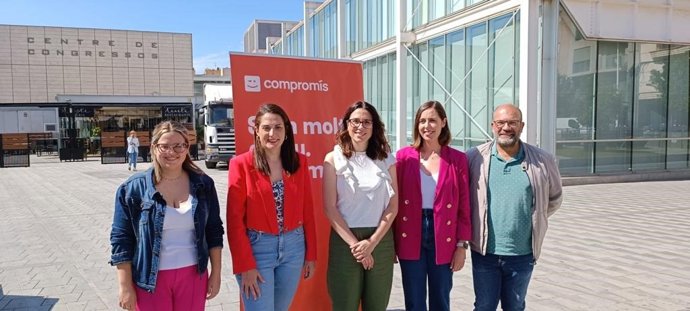 Mas presenta el programa autonómico de medidas feministas