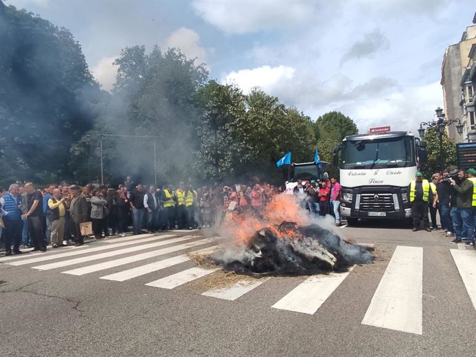 Movilización de las organizaciones agrarias en Oviedo.