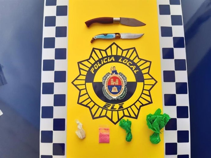 Detenido un conductor drogado por llevar más de 16 gramos de sustancias estupefacientes en Elche