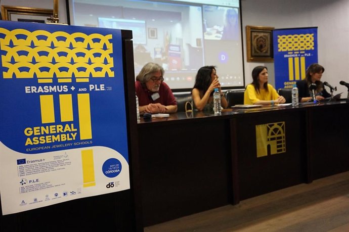 Presentación de la asamblea general de la Asociación Europea de Escuelas de Joyería.
