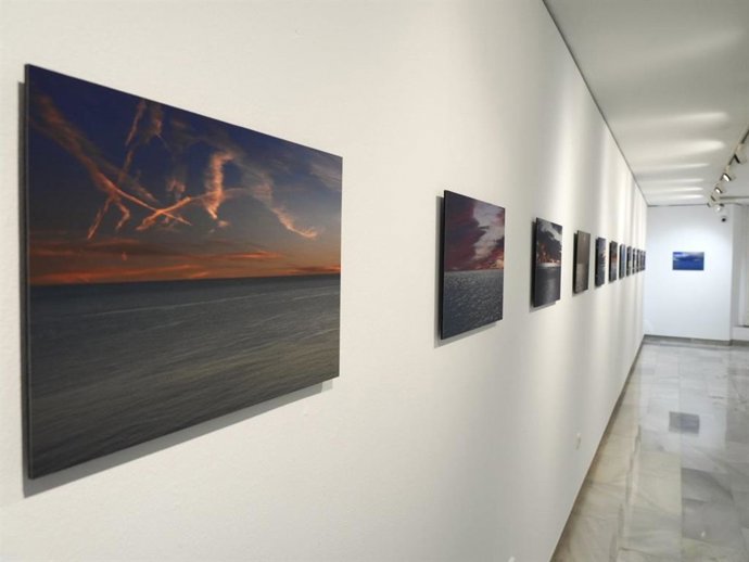 Antonio Lafuente regresa a las Salas Mingorance con la muestra 'Mar de Alborán/Sed de Mar'