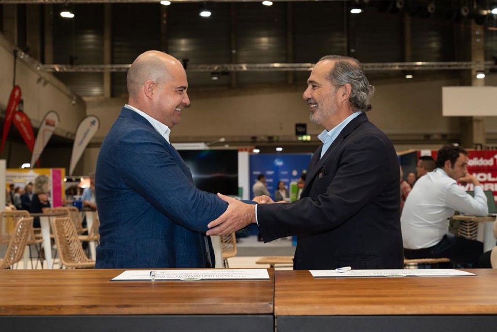 Carrefour ratifica dos nuevos acuerdos con los andaluces Be Nature y Natural Tropic.