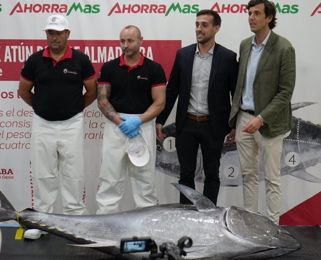 Ahorramas ha puesto en marcha su campaña especial del atún rojo de la Almadraba De Barbate, que estará disponible online y en 35 de sus tiendas de la Comunidad de Madrid y Castilla-La Mancha hasta el