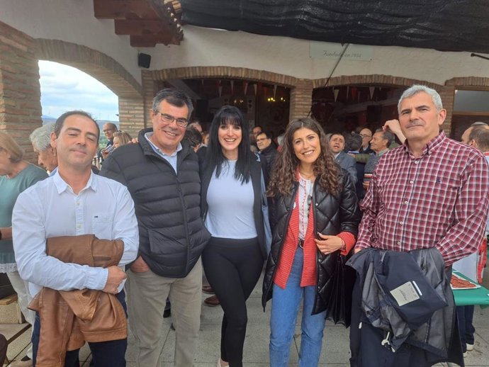 La candidata al Gobierno de La Rioja de Por La Rioja, Sonsoles Soriano, ha visitado Calahorra para apoyar la iniciativa de la candidata de 'Por La Rioja' en Calahorra, Lorena Jiménez