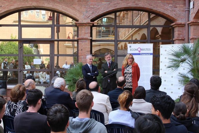 Imagen de presentación de la exposición 'Mujeres economistas'