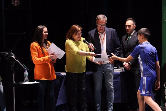 Entregados en Valladolid los Premios Destacando de la Asociación Española para la Iniciativa Joven.