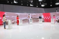 Ayuso dice que la próxima legislatura será de la vivienda y García le acusa de "dar azúcar a un diabético"