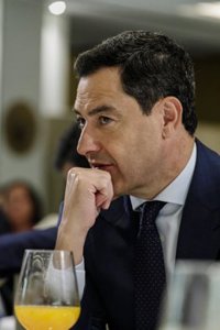 Moreno: "El Gobierno es valiente para insultar a Andalucía y no para criticar a colaboradores de ETA en listas de Bildu"