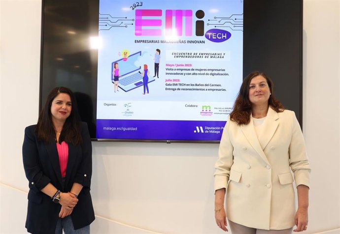 La diputada de Igualdad, Servicios Sociales y Familias, Lourdes Piña, junto a Rocío García, presidenta de la Asociación de Mujeres Profesionales y Empresarias de Málaga, Amupema.