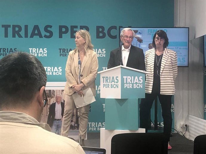 El alcaldable de Junts en Barcelona, Xavier Trias, en una rueda de prensa en la sede de Trias per BCN