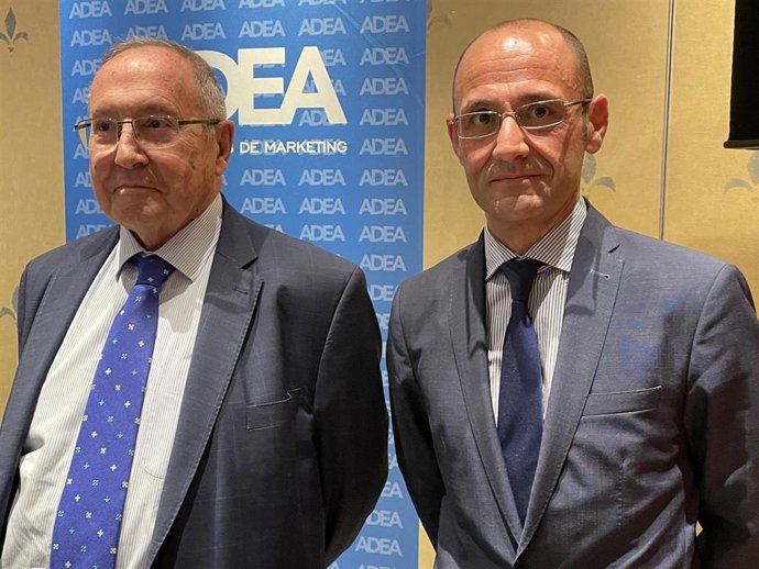 El presidente de la Cámara de Comercio de España, José Luis Bonet, y el presidente de ADEA, Fernando Rodrigo.
