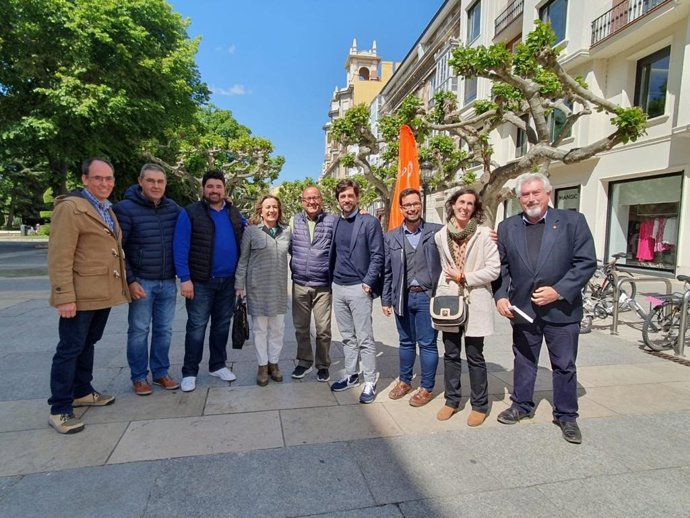 El secretario nacional de Cs, Adrián Vázquez, vista Burgos