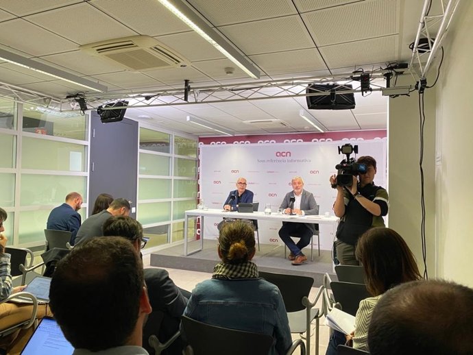 El candidato del PSC a la alcaldía de Barcelona, Jaume Collboni, en una rueda de prensa de la ACN.