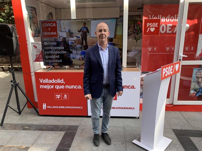 El integrante de la lista del PSOE para el Ayuntamiento de Valladolid Martín Fernández Antolín.