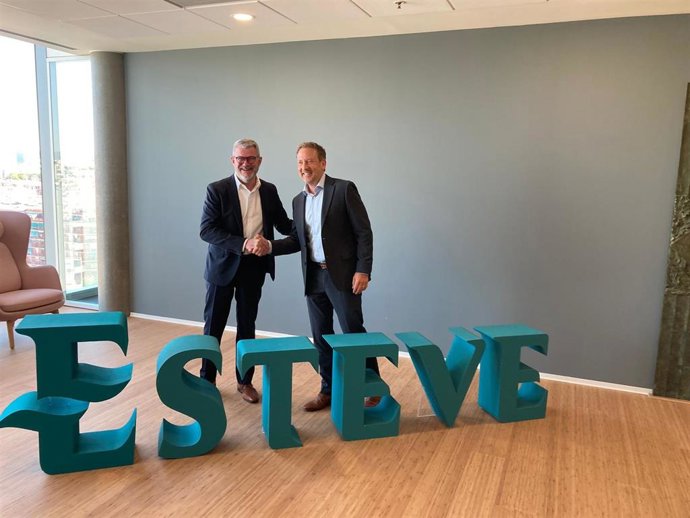 El ceo de Esteve, Staffan Schüberg, y el director financiero, Jose Luís Urbieta.