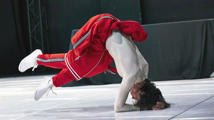 La Mutant recorre la obra de Macarena Recuerda poniendo en escena su trilogía sobre la ilusión