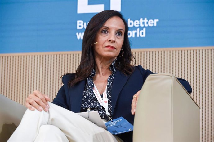La presidenta de Redeia, Beatriz Corredor, durante la segunda jornada del 18 encuentro del sector bancario, a 17 de mayo de 2023, en Madrid (España).