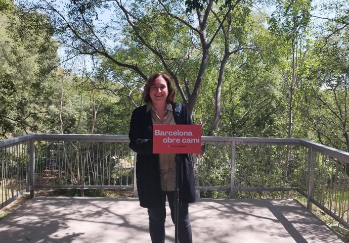 La alcaldesa y candidata de BComú, Ada Colau, en rueda de prensa.